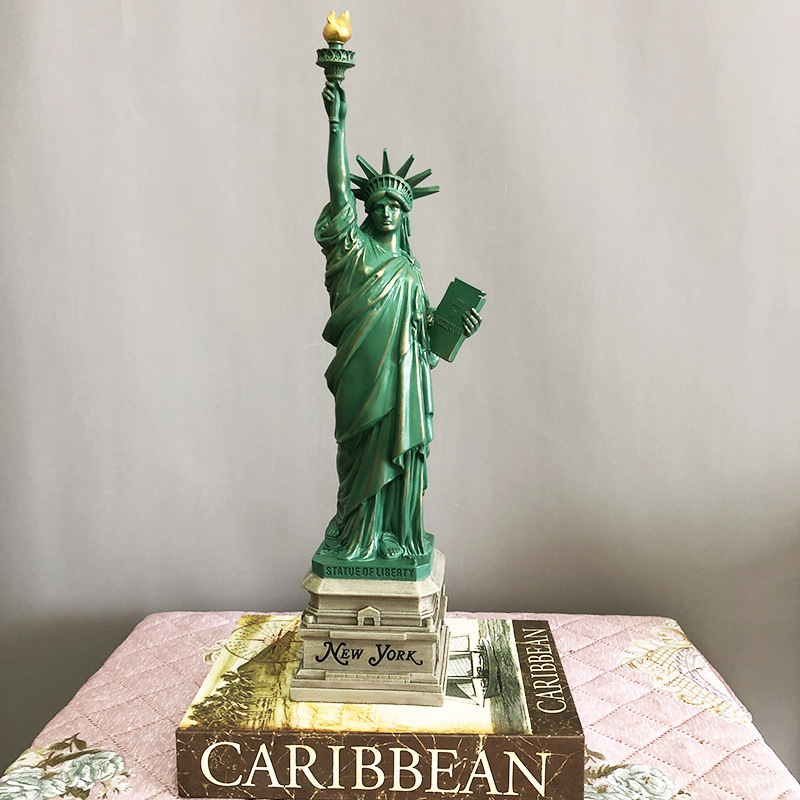 Statue of Liberty Model Desk A - Travel Accessories New York 评论和价格