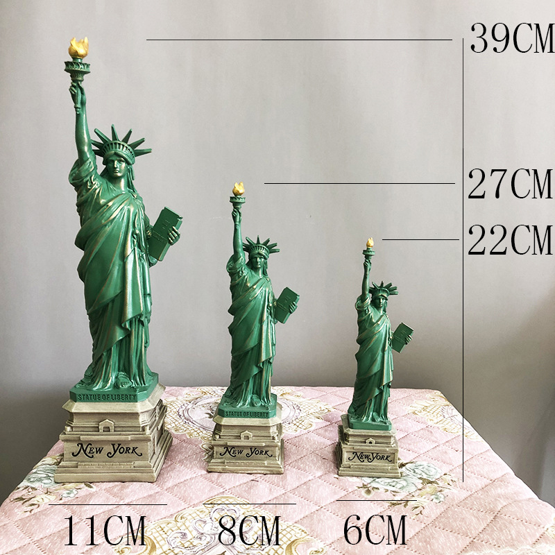 Statue of Liberty Model Desk A - Travel Accessories New York 评论和价格
