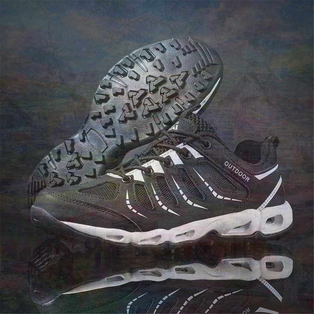 Sumer Round Tip Silver Sneaker - Travel Accessories Shops 评论和价格