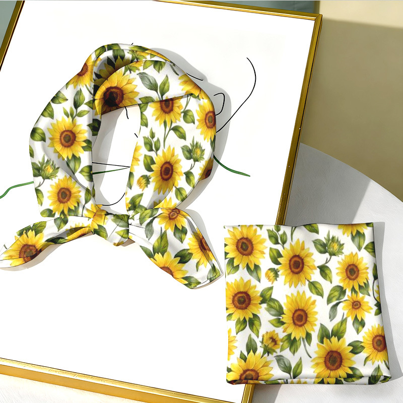 Fashionable Square Scarf - Ver - Travel Accessories Shops 评论和价格